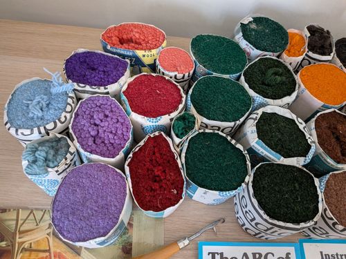 Readicut Rug Making Wool Pure New Wool 35 FULL, 8 part packs, latch hook booklet — image 22