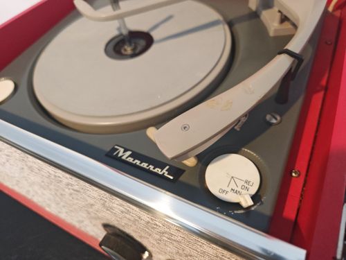  Danette Senator Record Player  1960s Vintage Retro Nice Condition  — image 6