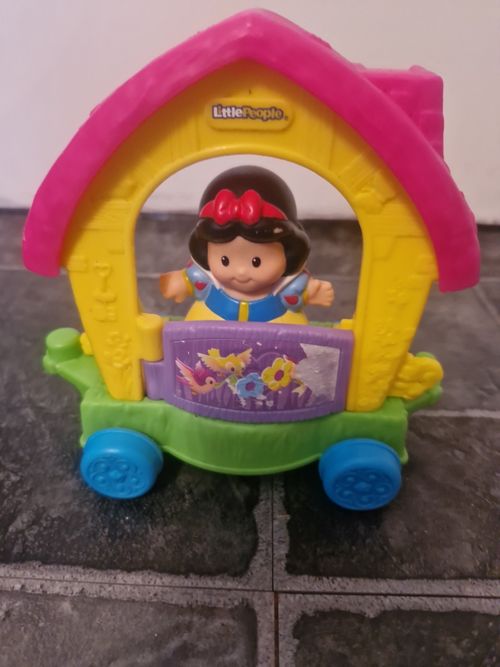 Fisher Price Little People Disney Princess Float Parade Train X 8 Carriages  — image 4