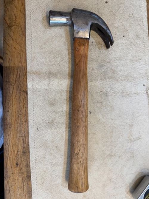 Vintage Stanley 20 oz Claw Hammer  Made in England 
