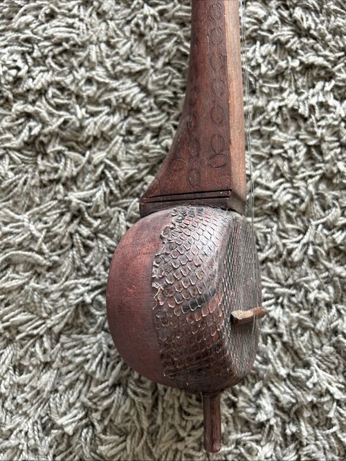 san shin style instrument — image 4