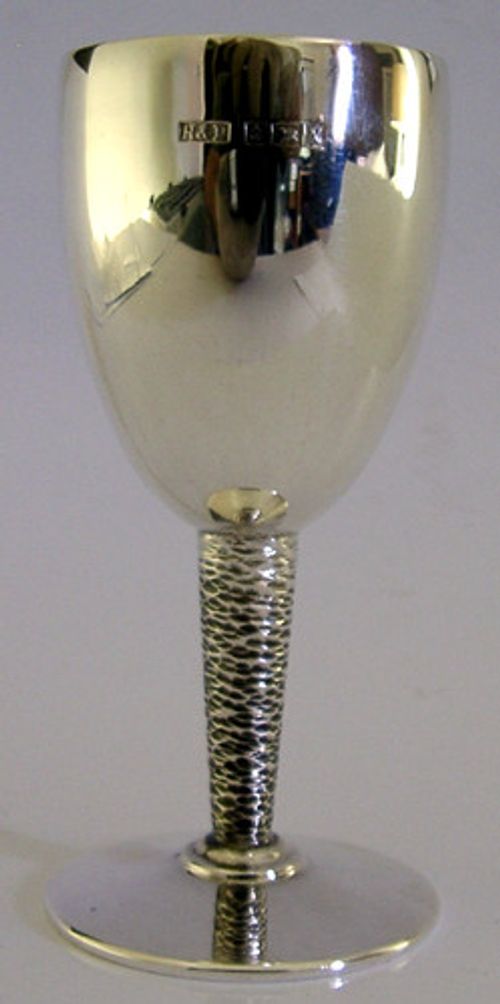 MID CENTURY MODERN STERLING SILVER GOBLET CHALICE CUP 1972 BARWARE ENGLISH