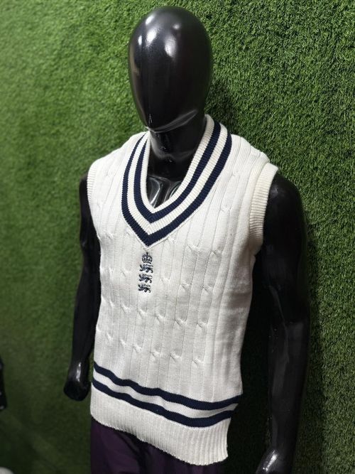 New England 1924 Retro Crest Cream & Navy  Blue Trim Sleeveless Cricket Sweaters — image 3