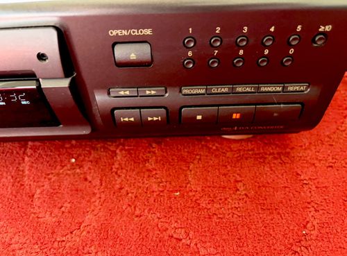 Technics SL-PS770A CD Player  Please Read this Description Below  — image 3