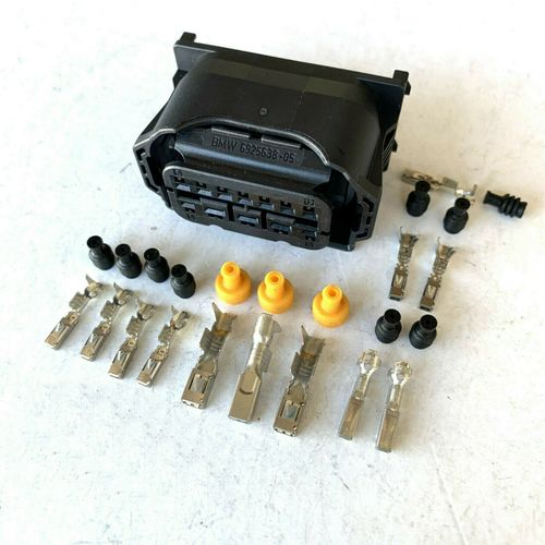 For BMW E60 G30 E63 F20 F30 E87 E90 E92 OEM HALOGEN HEADLIGHT PLUG 6925638 — image 1