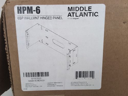 Middle Atlantic HPM-6 hinged panel mount rack - Open box — image 3