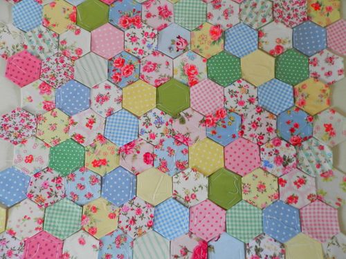 500 LASER CUT HEXAGON PATCHWORK PAPER TEMPLATES 1 & 1/2 INCH SIDES EPP HEXIES — image 2