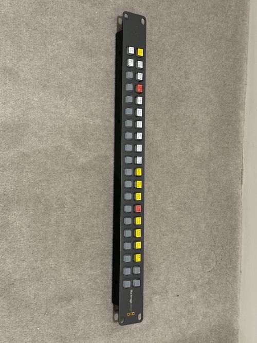 Blackmagic Design Videohub Smart Control 40-Button 1U 19" Panel + PSU + USB — image 1