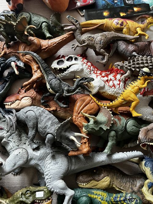 Large Jurassic Park World Dinosaur Bundle — image 5