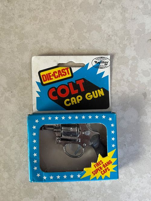 Vintage toy cap gun — image 1