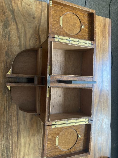 Vintage oak wooden cigarette box with key — image 6
