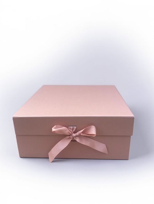 Pre Packed Maternity/Hospital Luxury Labour Box for Newborn Baby and mum — image 5