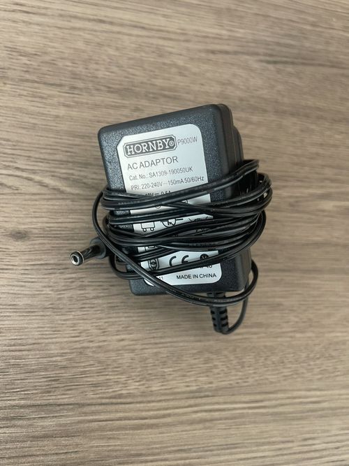 HORNBY Scalextric P9000 P9000W Transformer for R8250 R7229 SA1309-190050UK X50 — image 2