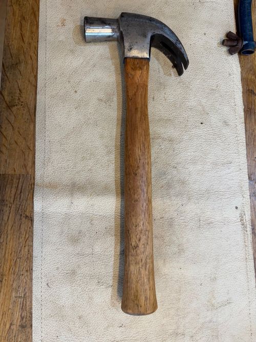 Vintage Stanley 20 oz Claw Hammer  Made in England  — image 6