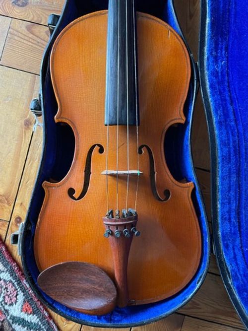 Violin strung as a Viola, Stentor Student 4/4 14 inch back. Hard case, no bow.
