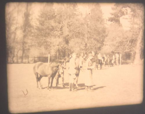 16mm CINE FILM HOME MOVIE FAMILY HORSES CHILDREN PLAYING GAMES CHARMING 1930s — image 11