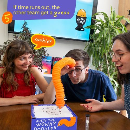 Wonky Doodles Family Fun Party Game — image 6