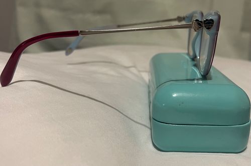 Authentic Tiffany & co reading glasses Comes with hard case. — image 3
