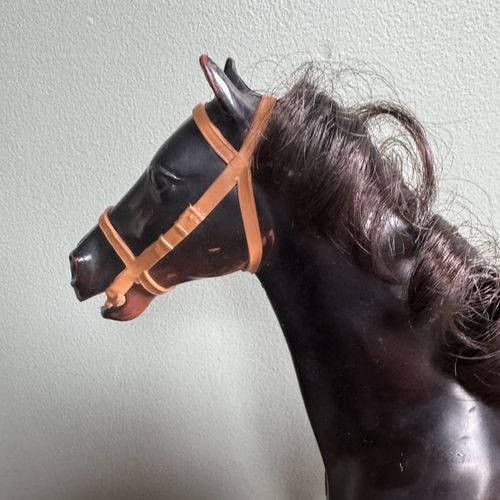 Vintage 1970s Pedigree Sindy Dark Brown Chestnut Horse with Saddle & Bridle  — image 3