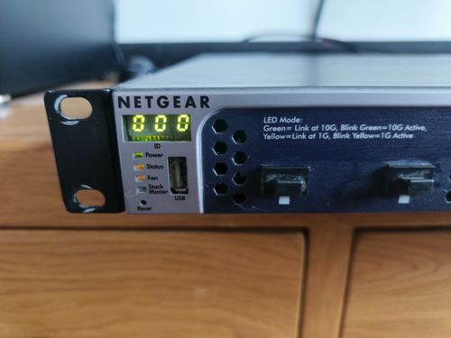 Netgear ProSafe WC7600 Wireless Controller with Power Cable & rack mounts — image 2