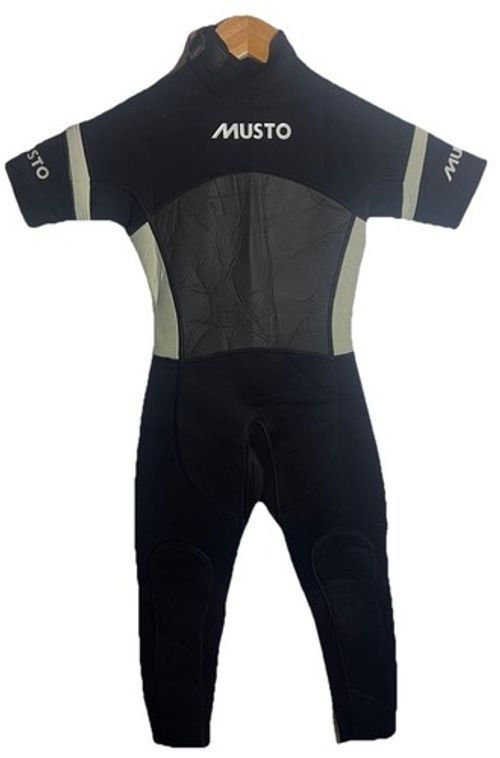 Musto Shorty Wetsuit Short Sleeve 3mm Neoprene Shortie 9-10 (JS)	4'7” (140cm)