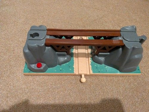 BRIO World Collapsing Bridge Expansion Set