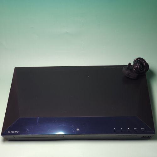 Sony BDV-E2100 5.1 Smart 3D Blu-Ray Home Cinema Cinema System - READ DESCRIPTION — image 2