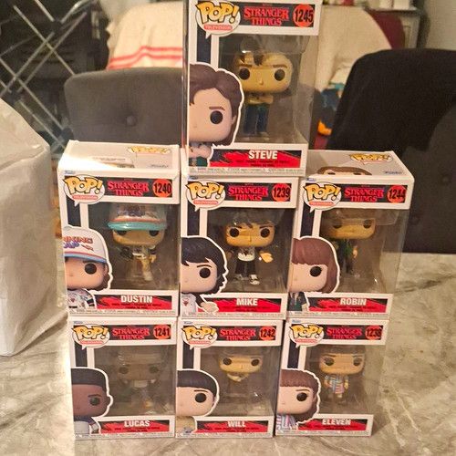 Funko Pop -  Stranger Things S4 Set.  7 Funkos