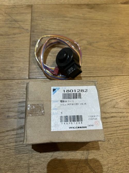 DAIKIN COIL MOTOR OPERATED VALVE PART NO 1801282 DC12V DM-33R FUJIKOKI