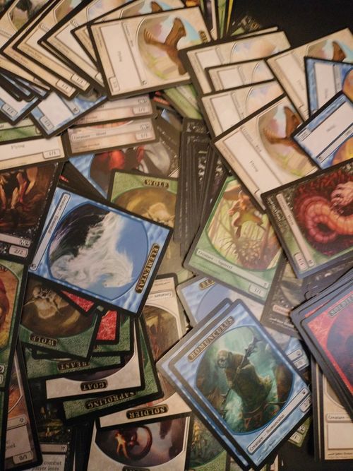 100pcs Magic The Gathering Token Bundle. MTG Low Duplication Job Lot — image 1