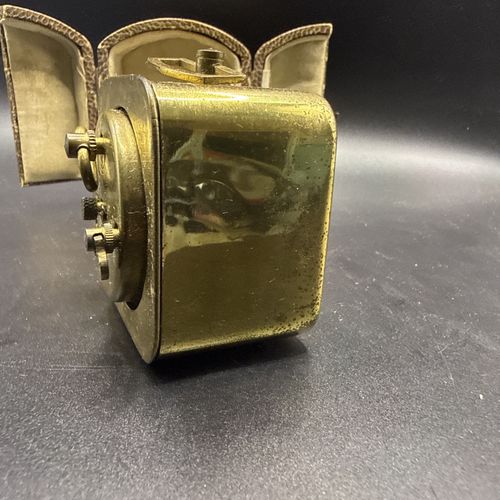 Art deco 1930s French Gilt Brass Travel Alarm Clock In Original case & Working — image 12