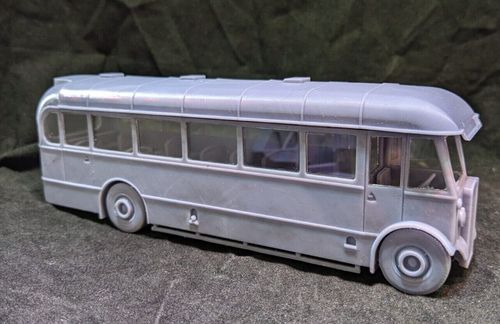 7mm 1:43.5 O AEC Regal T Class Bus "Bertie" — image 6