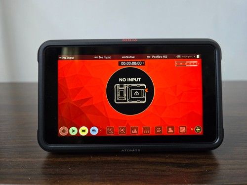 Atomos Ninja V 5" Monitor Recorder 500GB AtomX SSD 2 Batteries SmallRig Case
