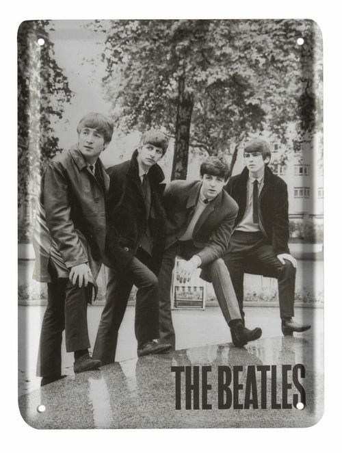 Beatles Souvenir POSE Collectable Metal Sign Gift 8x11cm — image 1
