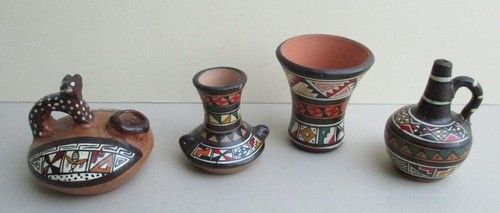 RARE HAND MADE HAND PAINTED PERUVIAN MINIATURE CLAY POT VASE JUGS PERU FOLK ART