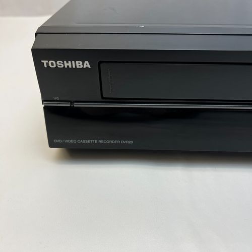 Toshiba DVR20 DVD RECORDER & VHS RECORDER COMBI BUILT IN DIGITAL FREEVIEW, HDMI — image 5