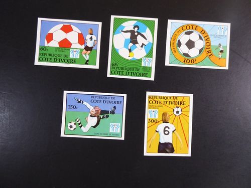 Football I, top collection unc. Series (22) & Special Blocks (101), **/MNH — image 15