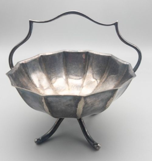 Antique Victorian Martin, Hall & Co Sheffield Silver Plated Bon Bon Basket