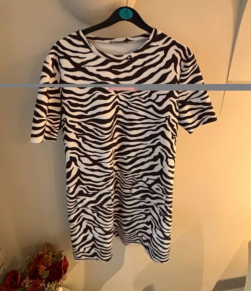 Zara Zebra Print T-Shirt Dress L Black/White Cotton Jersey Short Sleeve — image 1