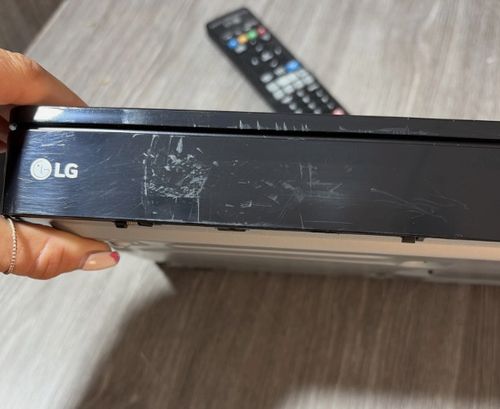 LG BP645 Compact Blu-ray DVD Player WiFi HDMI With Remote H2 — image 4