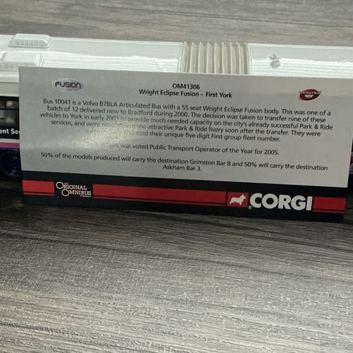1:76 Scale Model Bus : First Group YORK (Grimston Bar) OM41306A — image 7