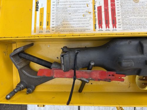 REMS Tiger ANC Corded Electric Reciprocating Saw with Case & Blades — image 2