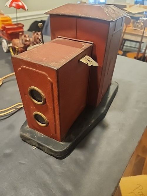 Rare Find 1932 Toy Cinema Projector By Nic  Projector Company