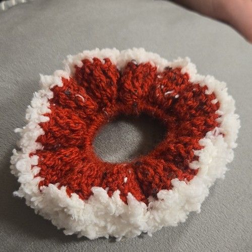 Handmade Red & White Crochet Yarn Hair Scrunchie 8cm Round for Women Adult