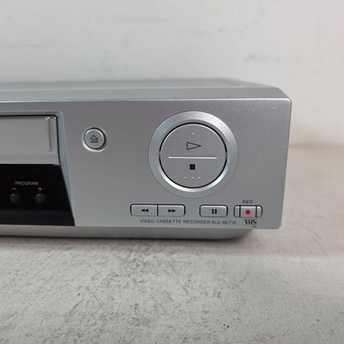 Sony VHS Video Cassette Player Recorder SLV-SE710G VCR With Origina Remote Works — image 10