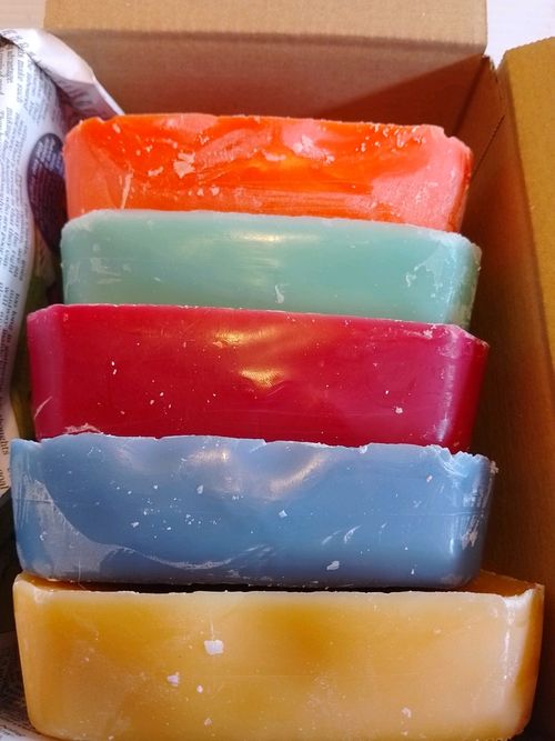 Candle wax 1.8kg for making candles Coloured @ lightly scented — image 6