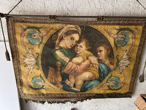 Decorative Tapestry Drap Reproduction Lady of the Chair of Raphael Sanzio — image 3