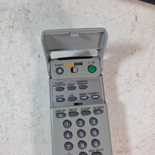 Sony VHS Video Cassette Player Recorder SLV-SE710G VCR With Origina Remote Works — image 3