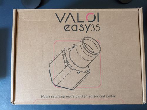 valoi easy 35 film scanner with cleaning duster and sprocket holder, Boxed — image 2