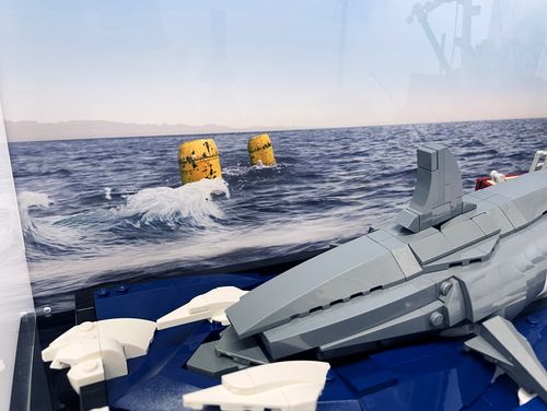 BRIXBOX Display case for LEGO® Ideas Jaws - 21350 — image 4
